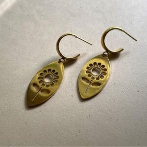 Gold Oval Flower Hoops